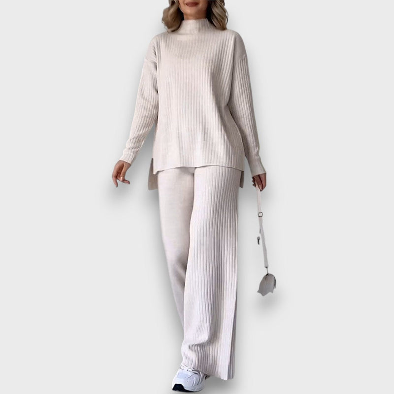 Sorina – Minimalist two-piece set