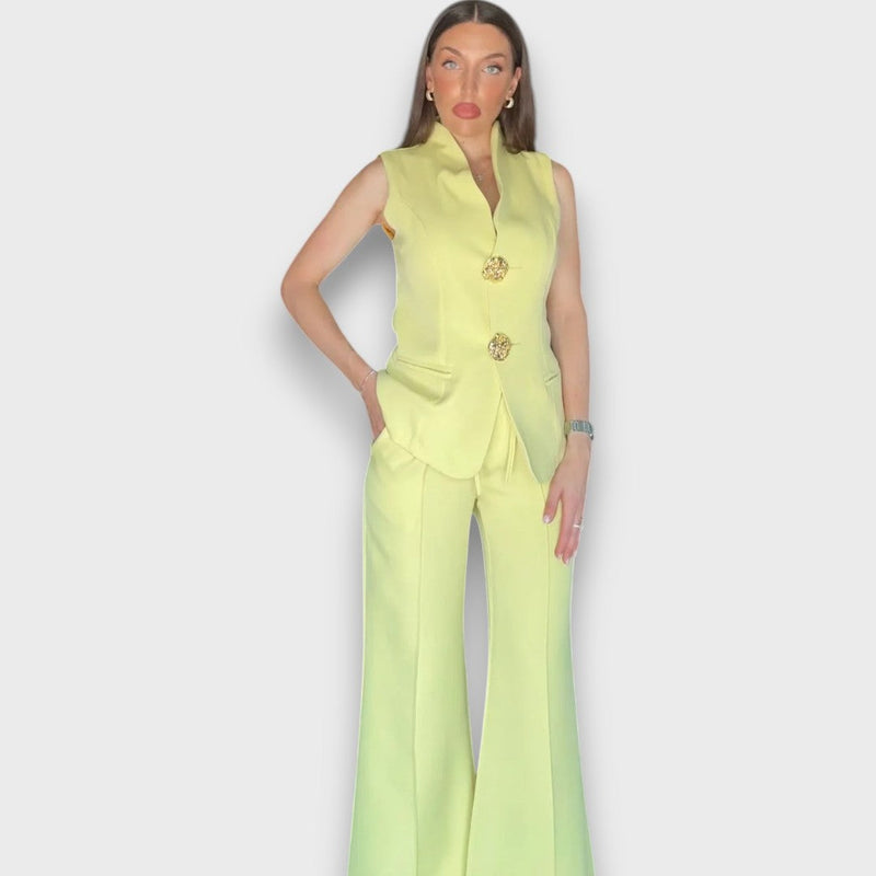 Alvée – Two-Piece Suit with Vest