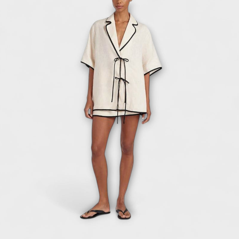 Luane – Relaxed Set with Black Piping
