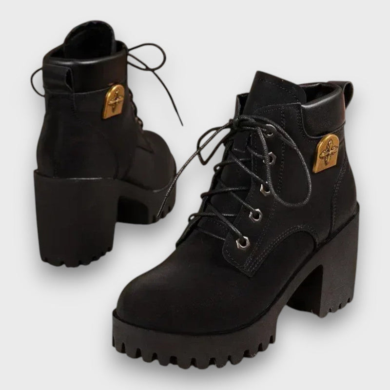 Amelle – Chunky Heel Winter Lace-Up Boots
